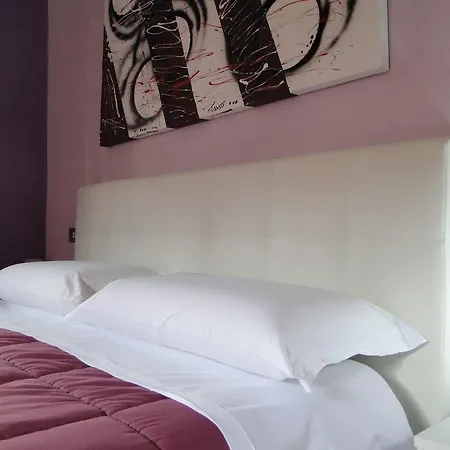 Almacromondo Řím